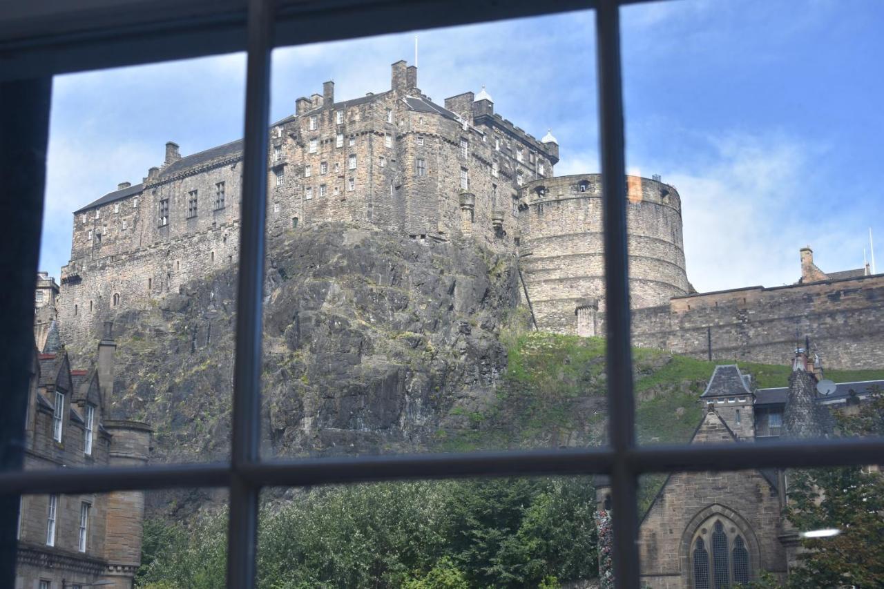 Edinburgh Castle View Apartment On Grassmarket Exterior foto